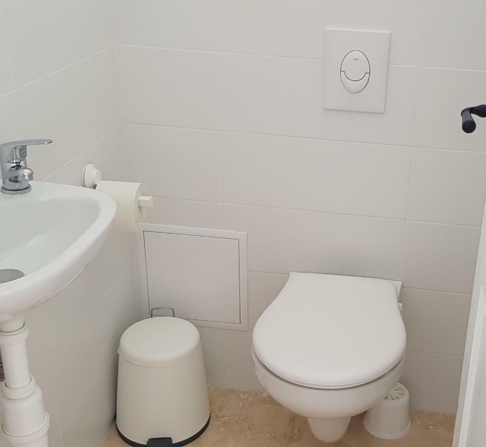 Old Town Apartament Apartment Targoviste Ngoại thất bức ảnh
