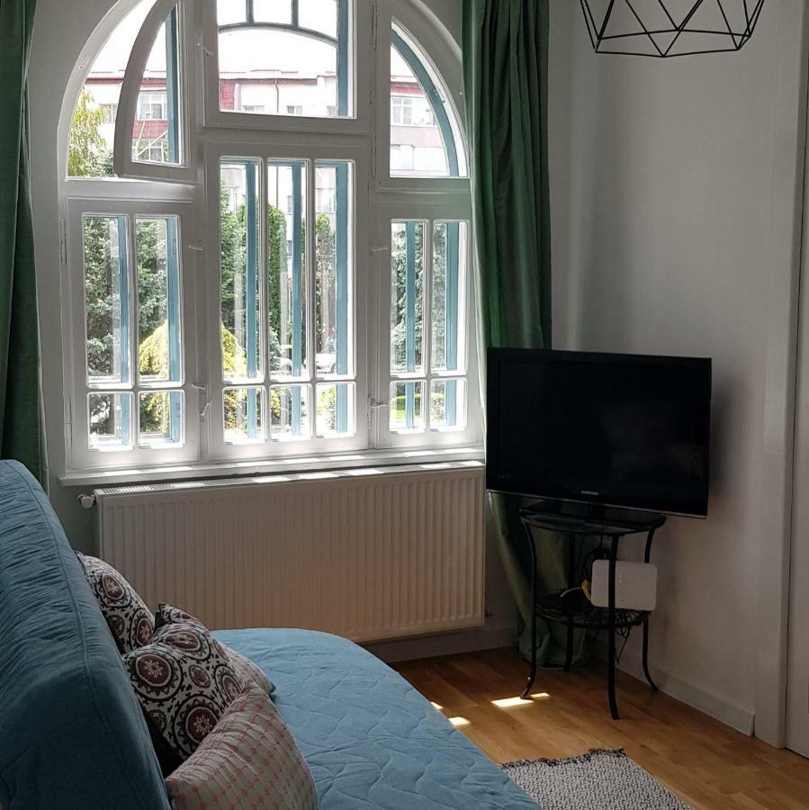 Old Town Apartament Apartment Targoviste Ngoại thất bức ảnh