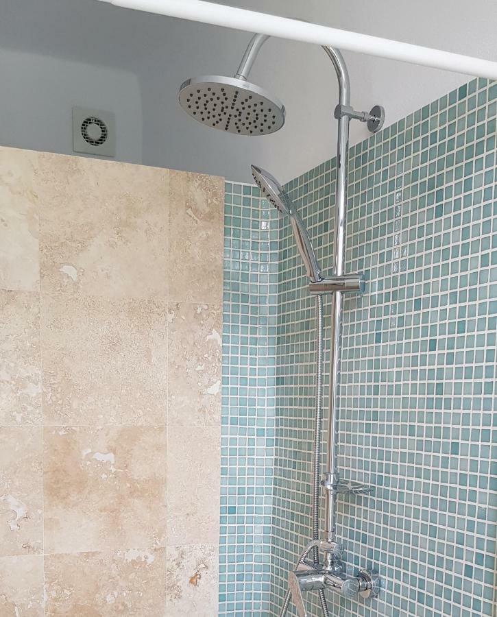 Old Town Apartament Apartment Targoviste Ngoại thất bức ảnh